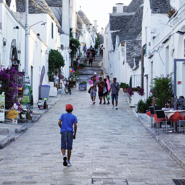 Alberobello: Walking Tour Among the Trulli With a Local - Local Stories