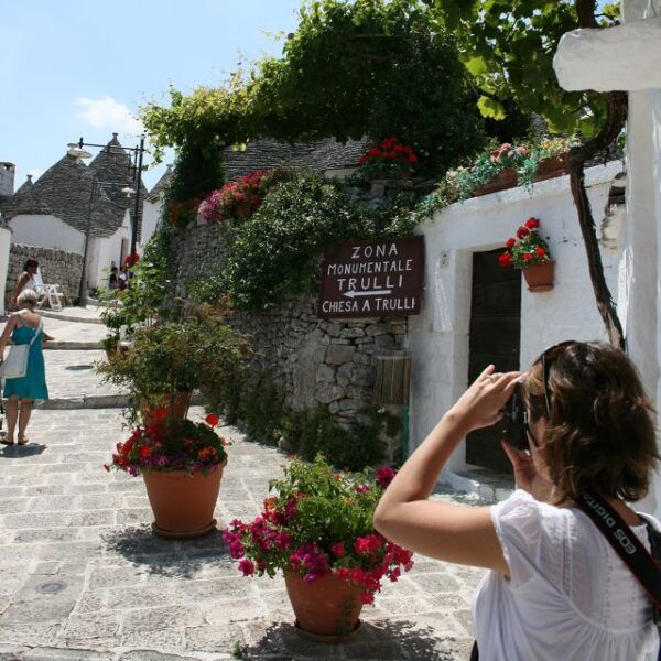 Alberobello: Walking Tour Among the Trulli With a Local - The Sum Up