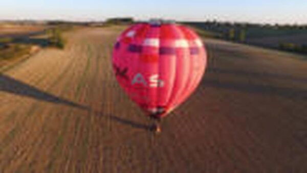 Albi: Hot Air Balloon - Trio Flight - Group Size and Languages
