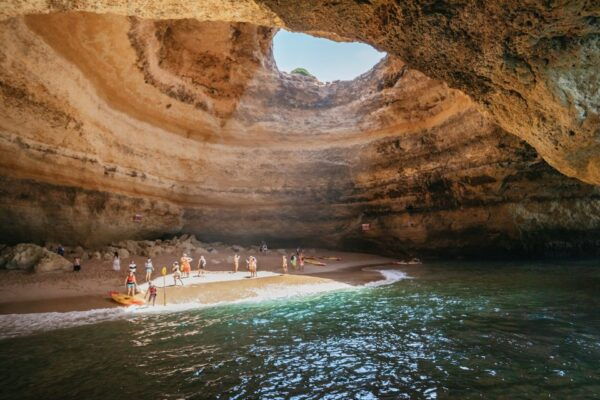 Albufeira: 2.5-Hour Caves & Dolphin Watching Boat Tour - Dolphin Sightings and Cave Exploration
