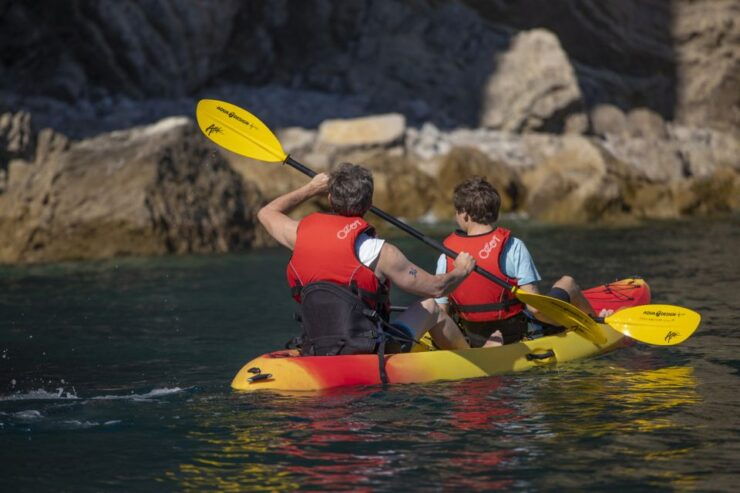 Albufeira: 2-Hour Caves and Cliffs Kayaking Experience - Activity Details and Booking Information
