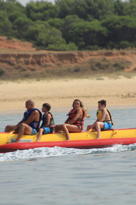 Albufeira: Banana Boat Adventure Ride - Safety Guidelines