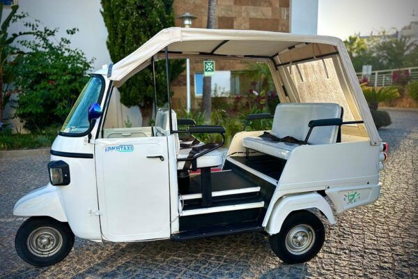 Albufeira: Beach, Old Town & Falesia Electric Tuk Tuk Tour - Inclusions