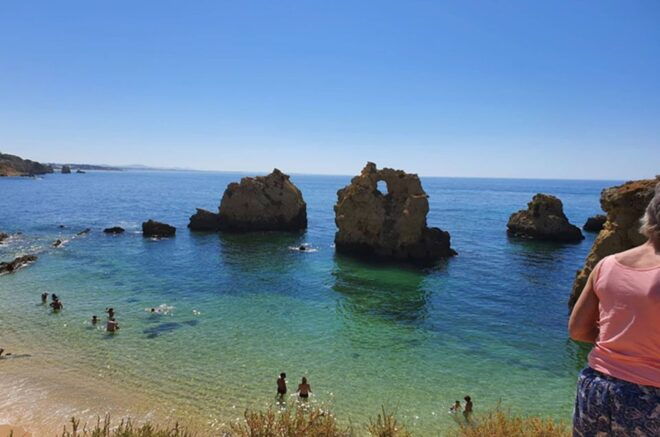 Albufeira: Beaches, Old Town, and Salgados Lagoon Jeep Tour - Discovering Albufeiras Old Arab Fortification
