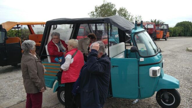 Albufeira: City Sightseeing & Beaches Tour - Tour Highlights and Itinerary