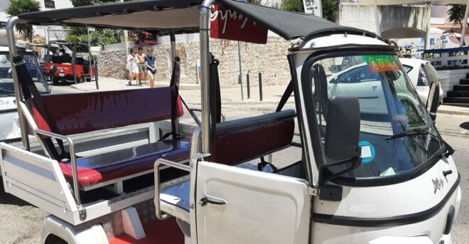 Albufeira: Guided Tour by Tuk-Tuk - Review Summary