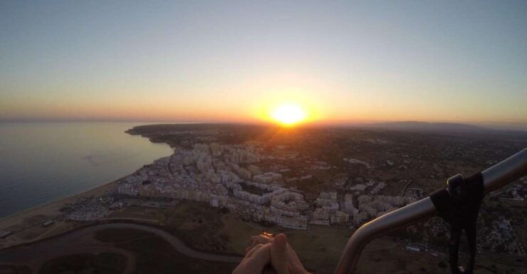 Albufeira: Paragliding and Paratrike Tandem Flights - Marvel at the Breathtaking Views of the Algarve Coast During Your Tandem Flight