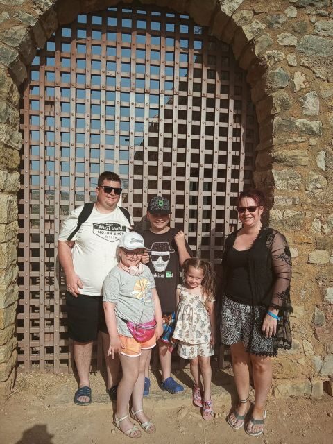 Albufeira Safari with entrance in Krazy World & Bone Chapel - Authentic Experiences and Practical Tips