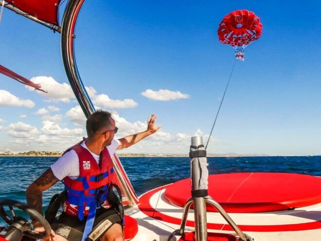 Albufeira: Single, Double or Triple Parasailing Tour - Meeting Point Details
