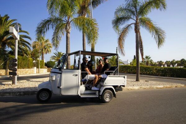 Albufeira: Tuk Tuk Ride With Old Town and Beaches - The Sum Up