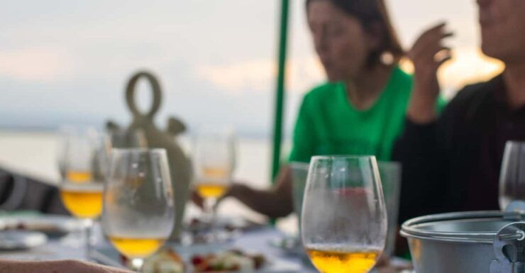 Albufera: Boat Ride With Valencian Wine Tasting & Tapas - Good To Know