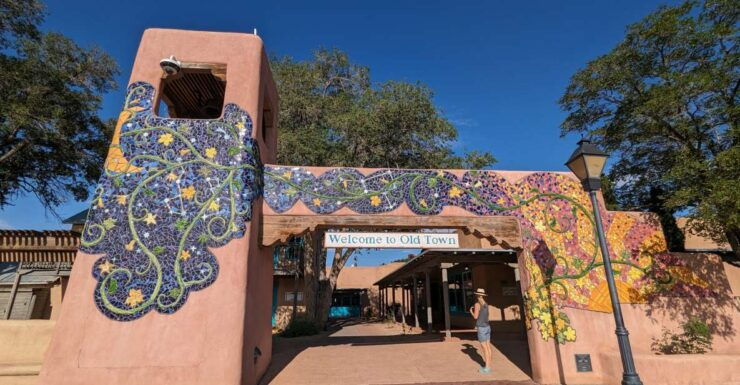 Albuquerque Scavenger Hunt Walking Tour and Game - Tour Overview