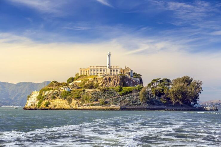 Alcatraz and Ferry Building Food Tour - Live Tour Guide and Audio Guide