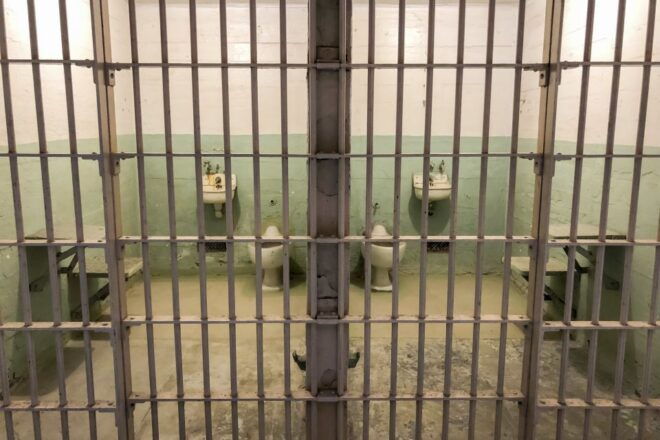 Alcatraz and Ferry Building Food Tour - Wheelchair Accessibility and Small Group Size