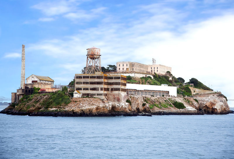 Alcatraz with San Francisco Bay Cruise Tour - The ferry ride sets the scene