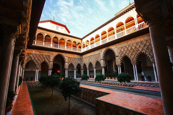 Alcazar and Cathedral of Seville Private Tour - Historical Insights