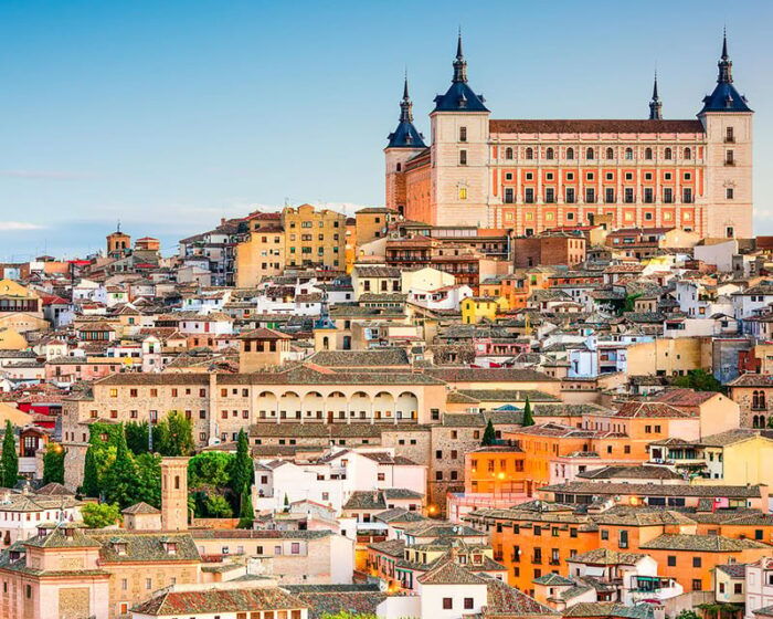 Alcázar and Historic Segovia & Toledo Tour From Madrid - Scheduling Considerations