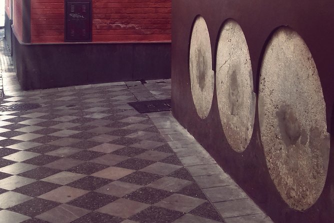 Alcazar, Cathedral And Santa Cruz Private Tour - Pricing and Questions