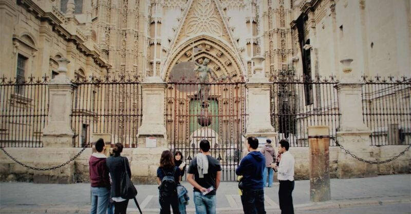 Alcazar & Cathedral of Seville Exclusive Group Max. 9 Guests - Itinerary Details