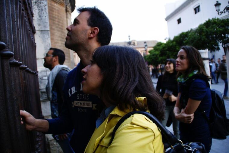 Alcazar & Cathedral of Seville Exclusive Group Max. 9 Guests - Highlights of the Tour