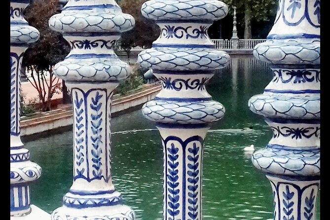 Alcazar, Cathedral, Plaza De España And Maria Luisa Park Private Tour - Directions to Alcazar