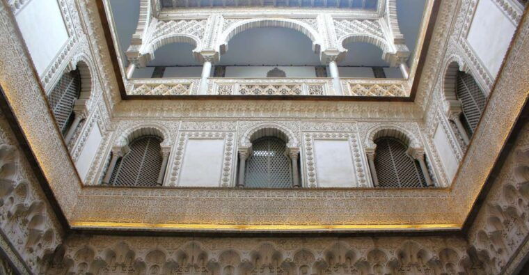 Alcázar Guided Tour & Rooftop Tour - Meeting Point and Important Information