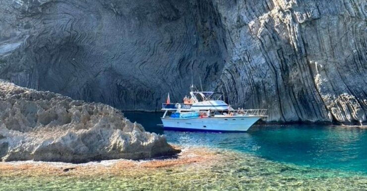Alcudia: Boat Trip With Food, Drinks, and Snorkeling - Activity Details