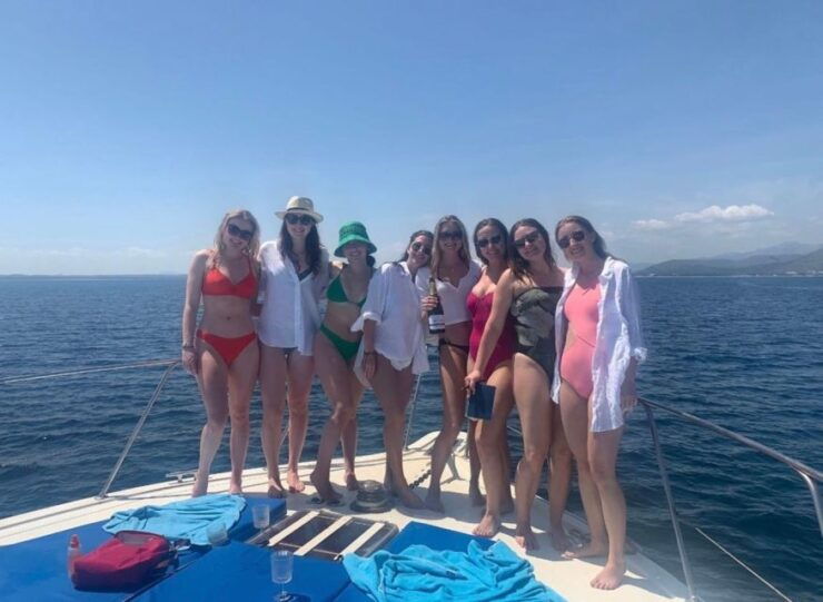 Alcudia: Boat Trip With Food, Drinks, and Snorkeling - Itinerary