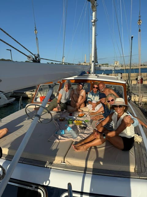 Alcudia: Exclusive Full Day Sailing Experience (F&B Incl.) - Amenities and Facilities