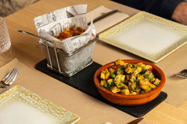 Alcudia: Gourmet Tapas and Wine Tasting Self-Guided Tour - Gourmet Tapas Selection