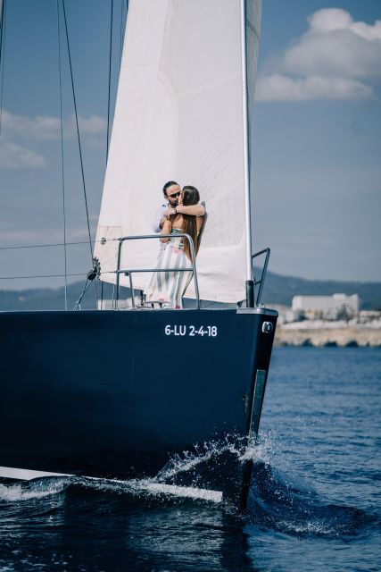 Alcudia: Half-Day Sailing Trip With Tapas and Drinks - Equipment and Attire