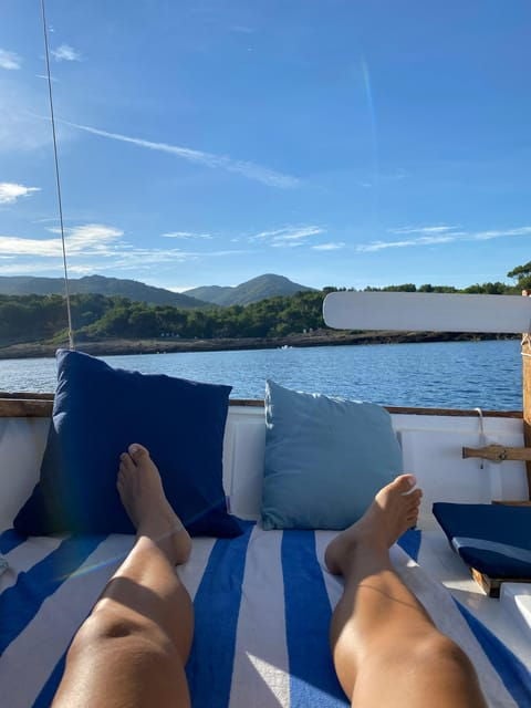 Alcudia, Private Tour: Scenic 2.5-Hour Boat Tour - Exclusive Private Boat Experience