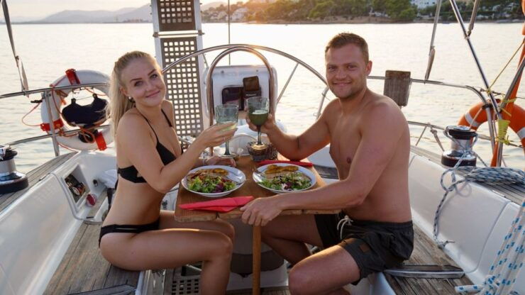 Alcudia: Romantic Sailing Trip With Diner for 2 - Experience Highlights