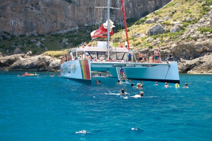 Alcudia: Sunset Catamaran Tour With Dinner and Snorkeling - Booking and Cancellation