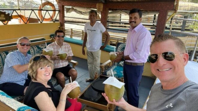 Aleppey- Houseboat Backwater Day Tour With Lunch - Tour Experience