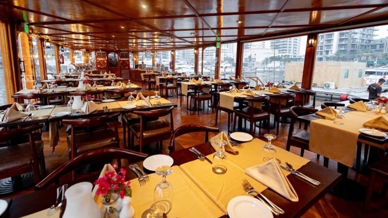 Alexandra Dhow dinner cruise in Dubai - Transfers or direct arrival