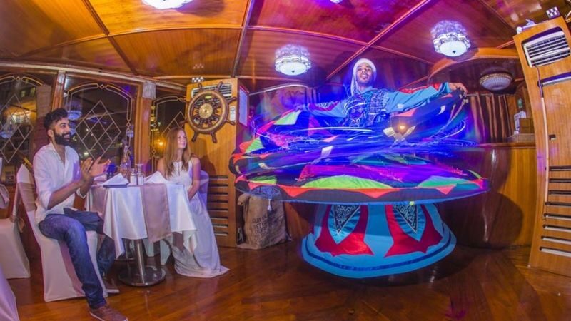Alexandra Dhow dinner cruise in Dubai - What the price buys
