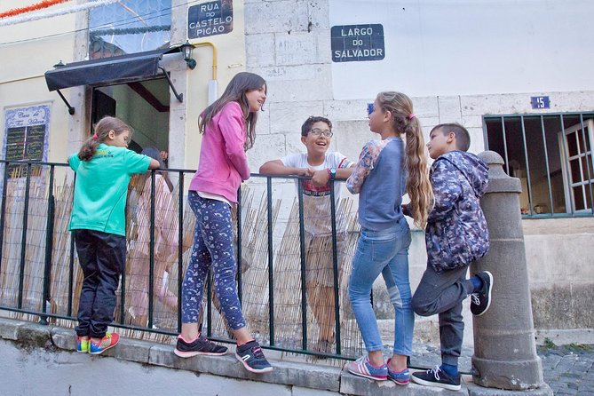 Alfama - The Kaleidoscopic District Private Walking Tour - Knowledgeable Guide