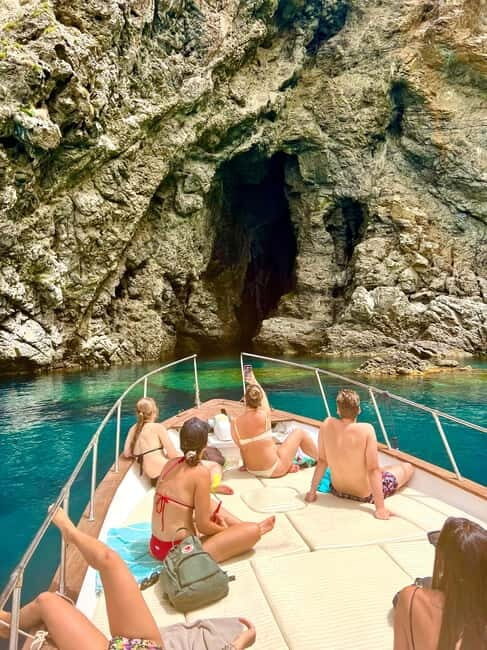 Alfotour tour 2 ore giro della costa viola - The Sum Up