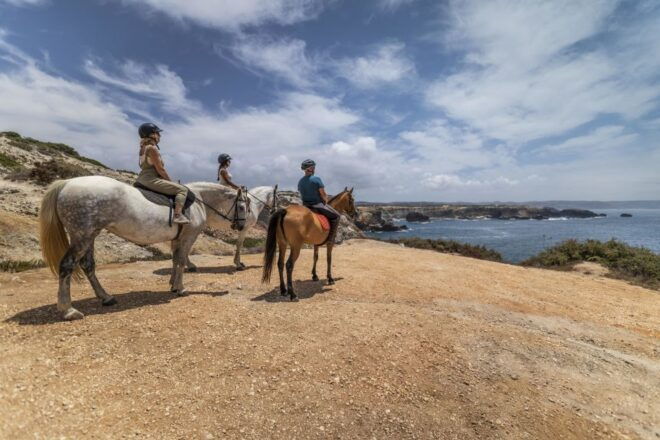 Algarve: 1-Hour Carrapateira Horseback Riding Tour - Customer Reviews