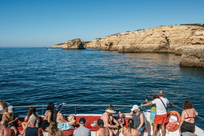 Algarve 3-Hour Caves and Coastline Boat Trip - Review Summary
