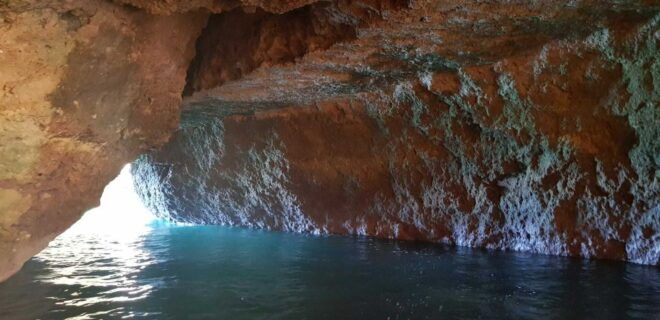 Algarve: Benagil Caves and Wild Beaches Boat Tour - Expert Team and Safety Measures