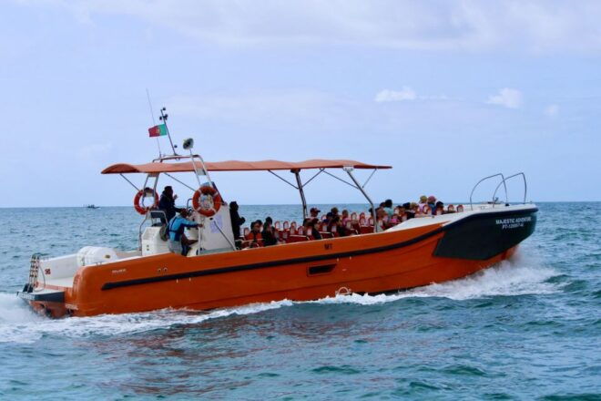 Algarve: Benagil Caves Open Speedboat Tour - Experience Highlights
