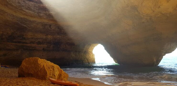 Algarve: Benagil Sea Cave Sunrise or Sunset Kayak Experience - Review Summary
