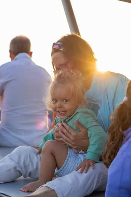 Algarve: Catamaran Sunset Tour with DJ or Live Guitarist - An In-Depth Look at the Algarve Sunset Catamaran Tour