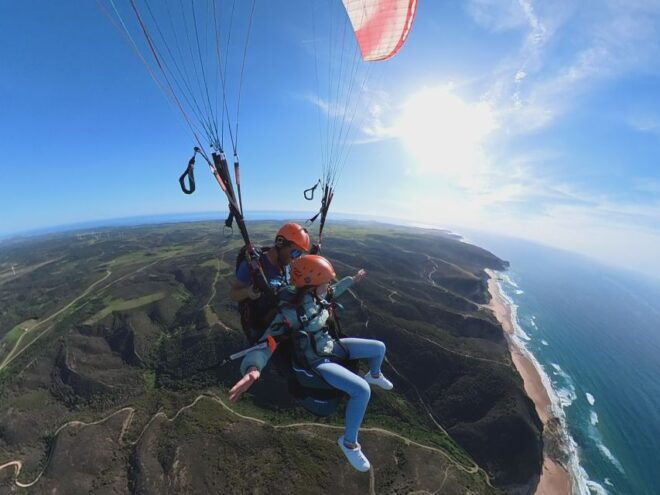 Algarve Coast: Scenic Paragliding Experience - Review Summary
