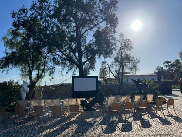 Algarve: Enchanted Cinema Under the Stars Experience - Group Size and Languages