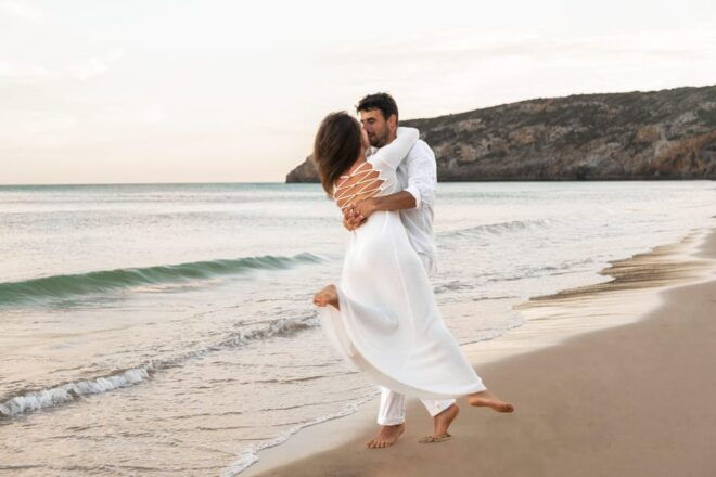 Algarve: Photoshoot for Couples - on the Beach - Pricing and Payment