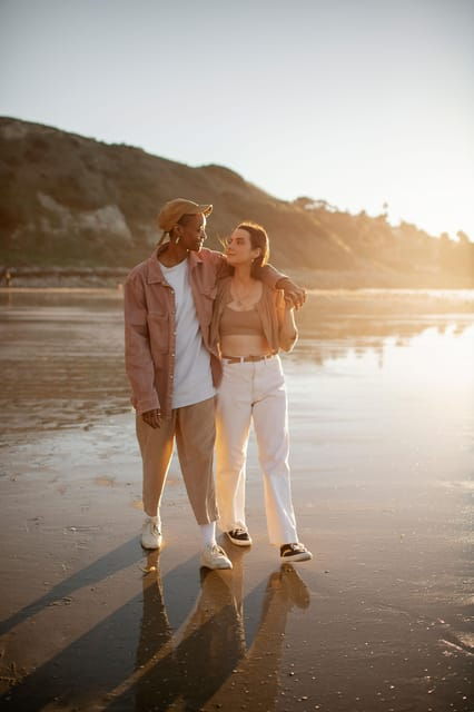 Algarve: Professional Sunset Photo Shoot for COUPLES - Photography Details and Style