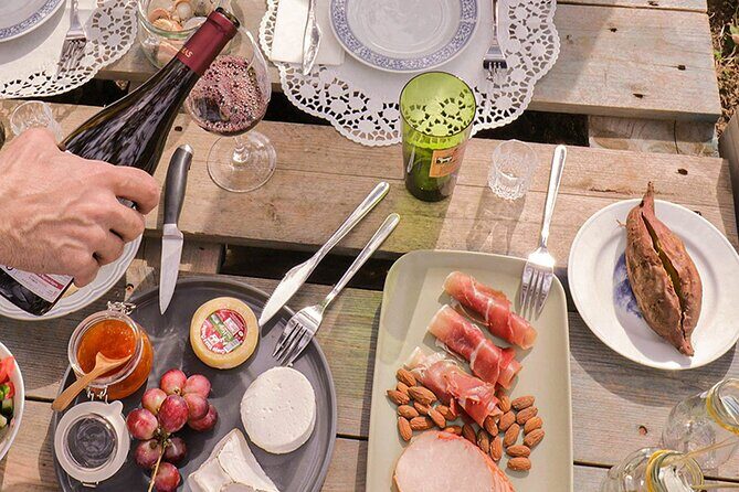 Algarve Romantic Vineyard Picnic in Carvoeiro - What Sets This Tour Apart